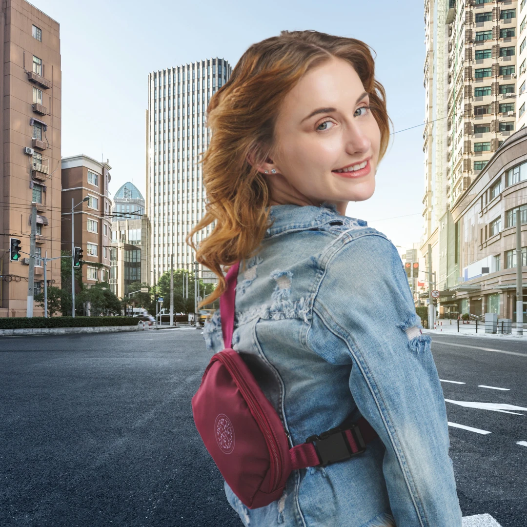 A trending dupe for the Lululemon crossbody belt bag, popular among the young generation and gaining buzz on social media. This cost-effective alternative from Brand Blvd is an example of sought-after merch that can be branded with your company logo.